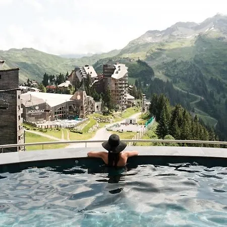 Le Pied Des Pistes, 5 Pers, Balcon Sud Est, Vue Sur Les Montagnes Apartmán