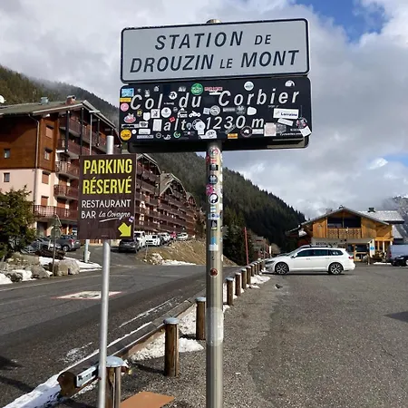 Le Pied Des Pistes, 5 Pers, Balcon Sud Est, Vue Sur Les Montagnes Apartmán