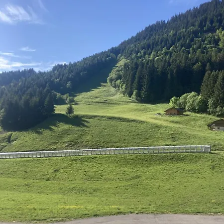 Le Pied Des Pistes, 5 Pers, Balcon Sud Est, Vue Sur Les Montagnes Apartmán *